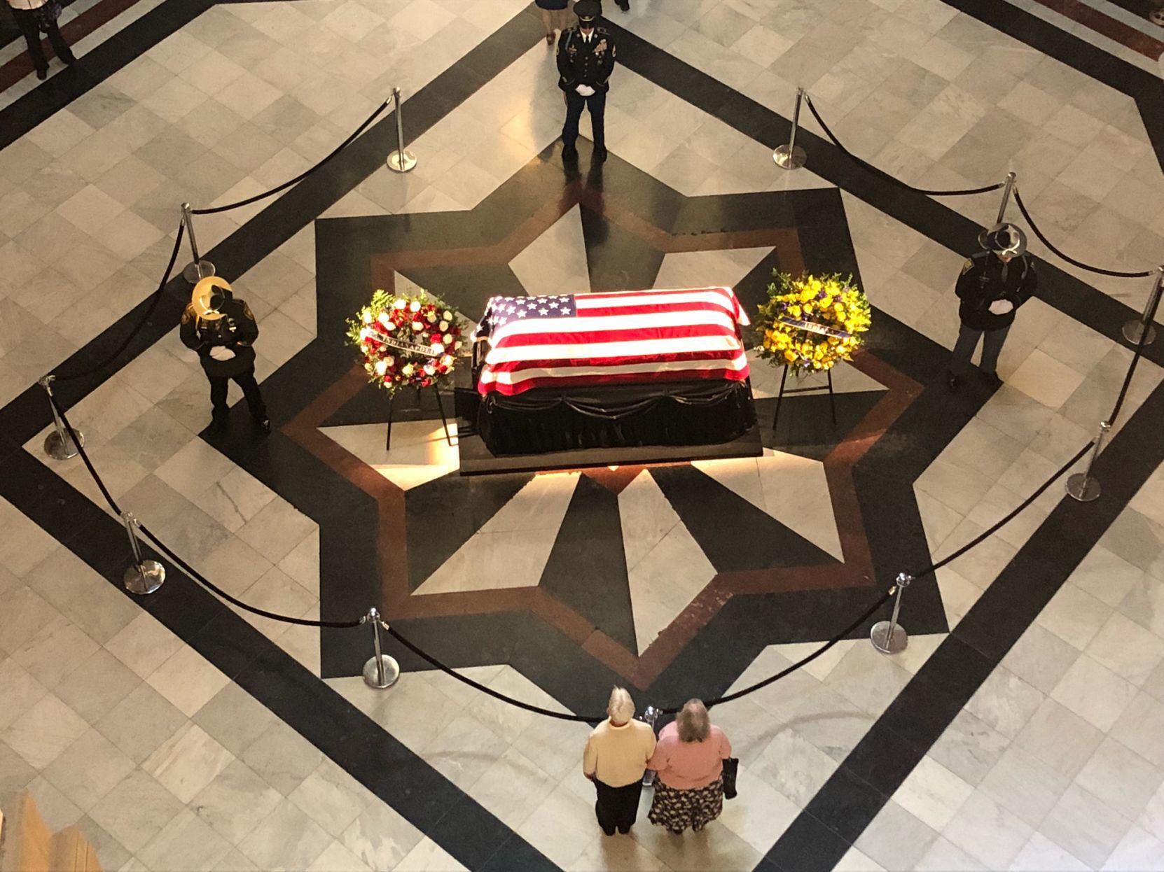 Hoosiers pay their final respects to Senator Lugar as he lie in state at the Indiana Statehouse